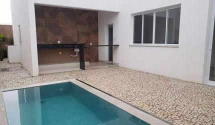CASA EM CONDOMÍNIO à venda, 3 quartos, 3 suítes, JARDIM SUL - Uberlândia/MG