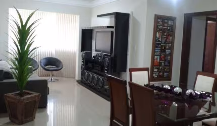 Apartamento à venda, 3 quartos, 1 suíte, 2 vagas, Santa Mônica - Uberlândia/MG