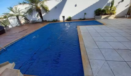 Casa à venda, 5 quartos, 3 suítes, 9 vagas, Vigilato Pereira - Uberlândia/MG