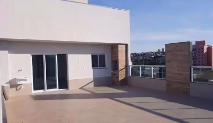 Cobertura à venda, 3 quartos, 2 suítes, 2 vagas, COPACABANA - Uberlândia/MG