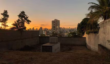 Casa à venda, 4 quartos, 4 suítes, 4 vagas, MORADA DA COLINA - Uberlândia/MG