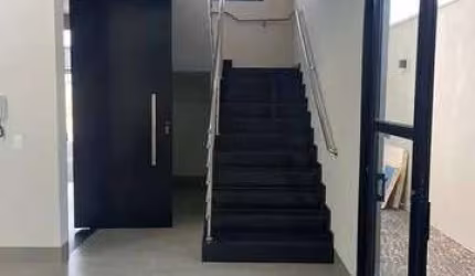 Casa à venda, 3 quartos, 1 suíte, 2 vagas, GRAND VILLE - Uberlândia/MG