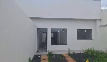 Casa à venda, 2 quartos, 1 suíte, 6 vagas, PLANALTO - Uberlândia/MG