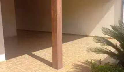 Casa à venda, 3 quartos, 1 suíte, 5 vagas, MINAS GERAIS - Uberlândia/MG