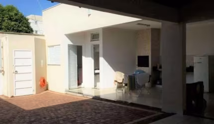 Casa à venda, 3 quartos, 1 suíte, 4 vagas, NOVA UBERLANDIA - Uberlândia/MG