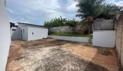 Casa à venda, 2 quartos, 2 vagas, TOCANTINS - Uberlândia/MG