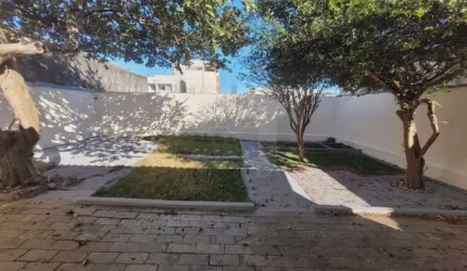 Casa à venda, 3 quartos, 1 suíte, 4 vagas, COPACABANA - Uberlândia/MG