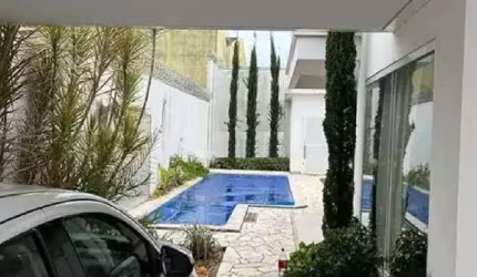 Casa à venda, 3 quartos, 2 suítes, JARDIM VENEZA - Uberlândia/MG