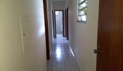 Casa à venda, 4 quartos, 1 suíte, 2 vagas, BOM JESUS - Uberlândia/MG