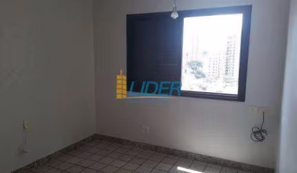 Apartamento à venda, 4 quartos, 2 suítes, 2 vagas, Osvaldo Rezende - Uberlândia/MG