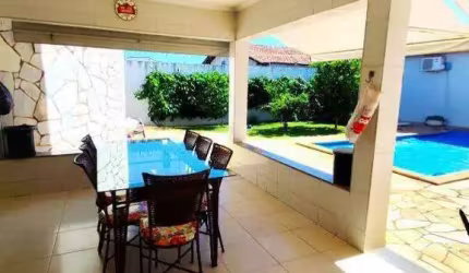 Casa à venda, 3 quartos, 3 suítes, 3 vagas, MORADA DA COLINA - Uberlândia/MG