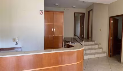 casa comercial à venda, 3 quartos, 2 suítes, 3 vagas, MARTINS - Uberlândia/MG
