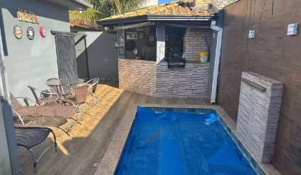 Casa à venda, 3 quartos, 2 suítes, 2 vagas, JARDIM BOTANICO - Uberlândia/MG