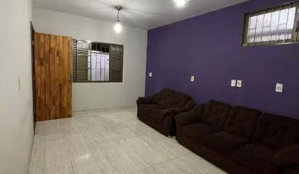 Casa à venda, 3 quartos, 1 suíte, 2 vagas, JARDIM DAS PALMEIRAS - Uberlândia/MG