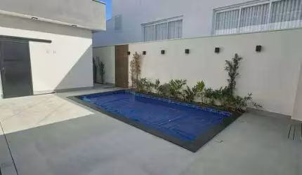 CASA EM CONDOMÍNIO à venda, 3 quartos, 3 suítes, 2 vagas, JARDIM BOTANICO - Uberlândia/MG