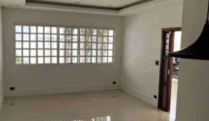 Casa à venda, 3 quartos, 1 suíte, 4 vagas, Vigilato Pereira - Uberlândia/MG