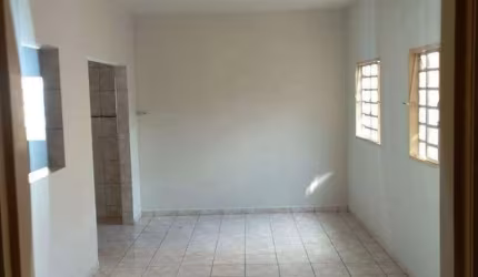 Casa à venda, 3 quartos, 4 vagas, Saraiva - Uberlândia/MG