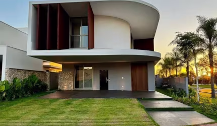 CASA EM CONDOMÍNIO à venda, 5 quartos, 5 suítes, 6 vagas, JARDIM SUL - Uberlândia/MG