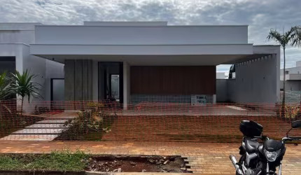 CASA EM CONDOMÍNIO à venda, 3 quartos, 3 suítes, 3 vagas, JARDIM BOTANICO - Uberlândia/MG