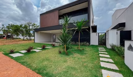 CASA EM CONDOMÍNIO à venda, 4 quartos, 3 suítes, 3 vagas, JARDIM SUL - Uberlândia/MG