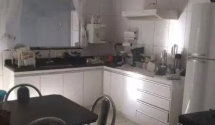 Casa à venda, 3 quartos, 1 suíte, 2 vagas, JARDIM EUROPA - Uberlândia/MG