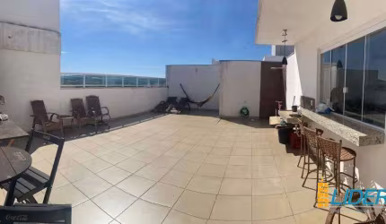 Cobertura à venda, 3 quartos, 1 suíte, 2 vagas, JARDIM BRASILIA - Uberlândia/MG