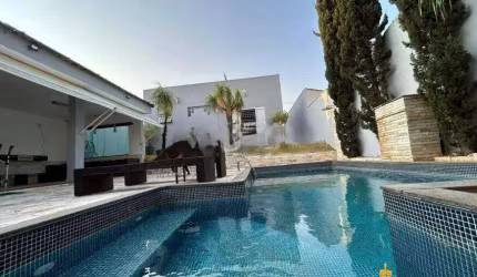 Casa à venda, 4 quartos, 2 suítes, 4 vagas, CIDADE JARDIM - Uberlândia/MG