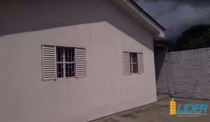 Casa à venda, 2 quartos, 1 suíte, 2 vagas, Tibery - Uberlândia/MG