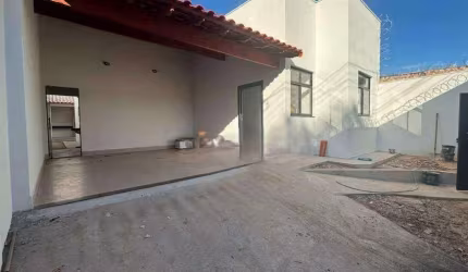 Casa à venda, 3 quartos, 1 suíte, 4 vagas, CIDADE JARDIM - Uberlândia/MG