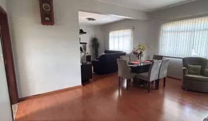 Apartamento à venda, 3 quartos, 1 suíte, 2 vagas, Osvaldo Rezende - Uberlândia/MG
