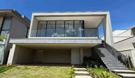 CASA EM CONDOMÍNIO à venda, 4 quartos, 2 suítes, 2 vagas, GRANJA MARILEUSA - Uberlândia/MG