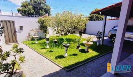 Casa à venda, 3 quartos, 1 suíte, 2 vagas, JARDIM PATRICIA - Uberlândia/MG
