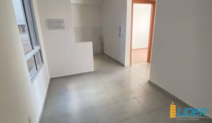Apartamento à venda, 2 quartos, 1 vaga, LOTEAMENTO RESIDENCIAL PEQUIS - Uberlândia/MG