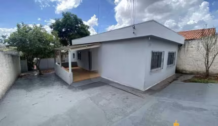 Casa à venda, 4 quartos, 4 vagas, Osvaldo Rezende - Uberlândia/MG