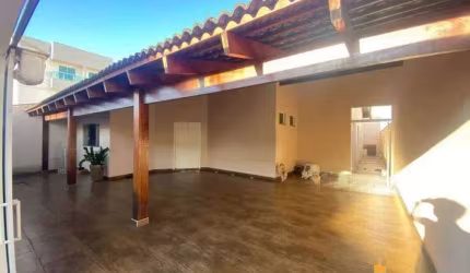 Casa à venda, 4 quartos, 3 suítes, 3 vagas, TUBALINA - Uberlândia/MG