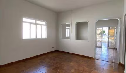 Casa à venda, 4 quartos, 1 suíte, Saraiva - Uberlândia/MG