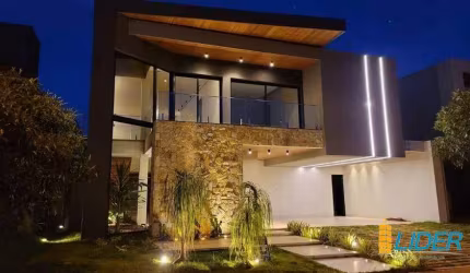 CASA EM CONDOMÍNIO à venda, 5 quartos, 5 suítes, 2 vagas, JARDIM SUL - Uberlândia/MG