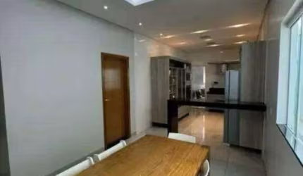 Casa à venda, 3 quartos, 3 suítes, 2 vagas, ALTO UMUARAMA - Uberlândia/MG