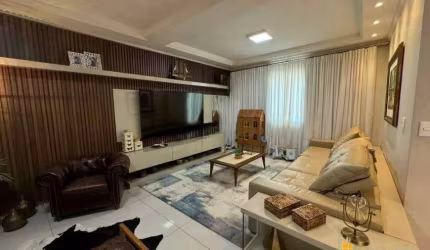 Casa à venda, 3 quartos, 3 suítes, 4 vagas, CIDADE JARDIM - Uberlândia/MG
