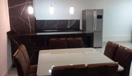 Linda casa em condomínio á venda no Aclimação
