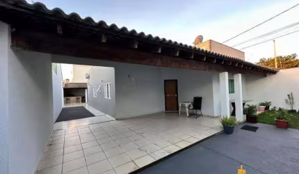Casa à venda, 3 quartos, 1 suíte, 4 vagas, ALTO UMUARAMA - Uberlândia/MG