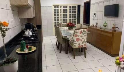 Casa à venda, 3 quartos, 1 suíte, 1 vaga, NOSSA SENHORA APARECIDA - Uberlândia/MG