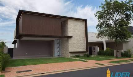 CASA EM CONDOMÍNIO à venda, 3 quartos, 3 suítes, 4 vagas, GRANJA MARILEUSA - Uberlândia/MG