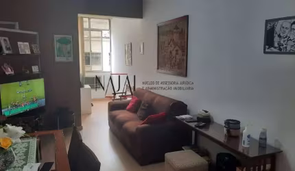 Vendo excelente apartamento de 2 quartos na Tijuca