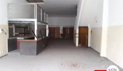 Vendo excelente Prédio Comercial 03 pavimentos Praça Tiradentes-RJ.