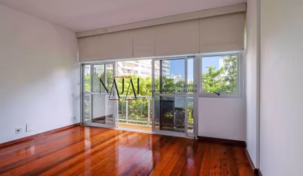 Vendo apto com 153m 03 qtos 01 suite 02 vaga-Rua Homen de Melo-Tijuca.