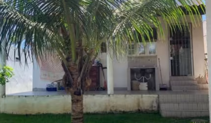 Casa Duplex para Venda em Arembepe Camaçari-BA