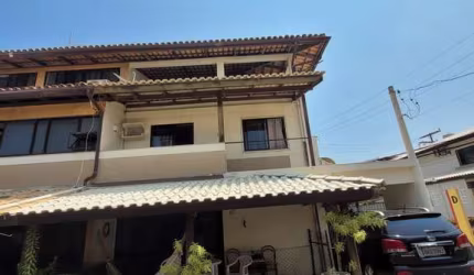 Casa à venda no bairro Piatã - Salvador/BA
