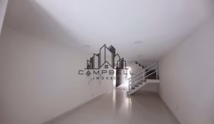 Casa Triplex em Vargem Grande