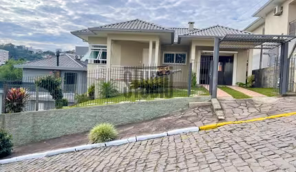 Casa à venda, bairro Ponte Seca - Carlos Barbosa com 4 quartos e 107m² de área útil